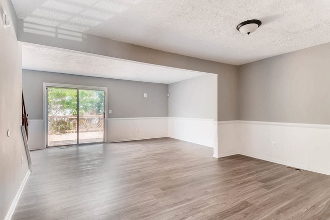 Foto del edificio - 1027 Pirates Ct