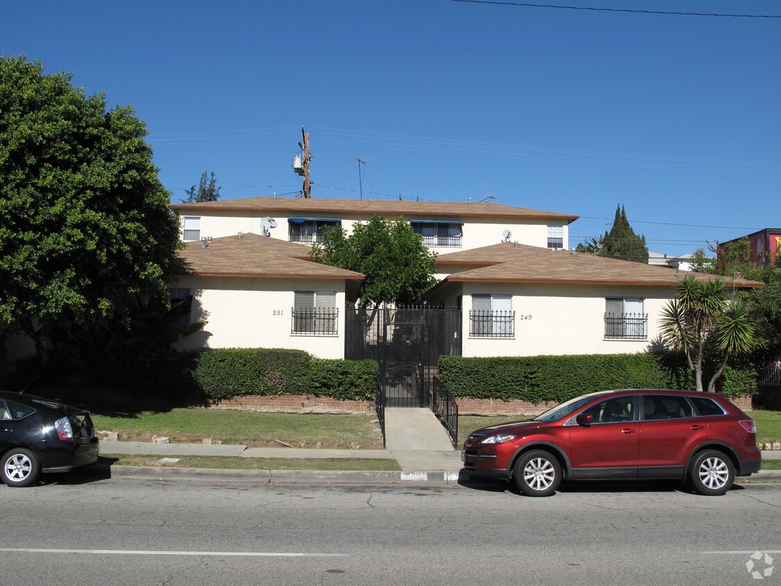 Building Photo - 249 W Pomona Blvd