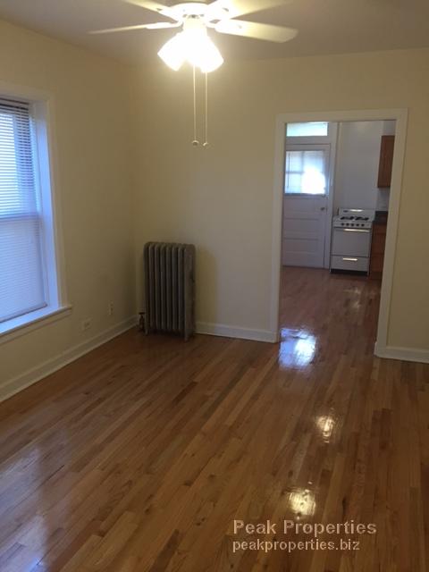 Foto del edificio - 4627 N Winchester Ave