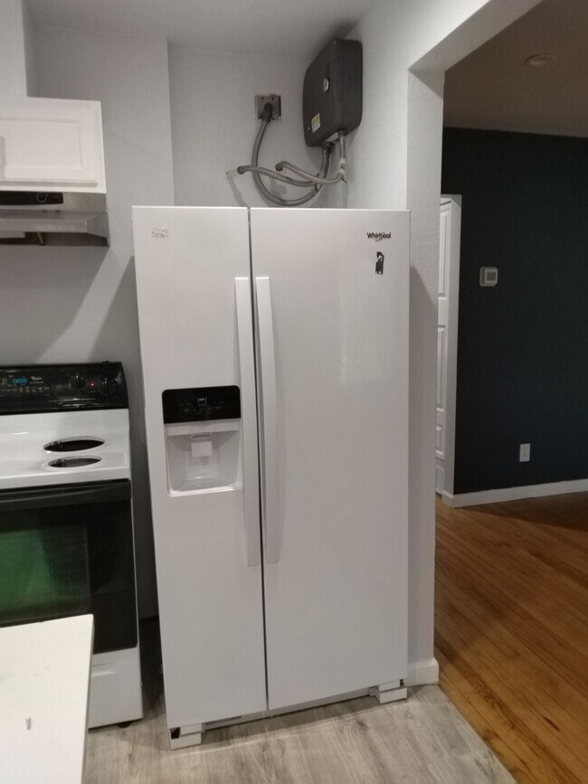 Foto del edificio - 1554 Danube Dr