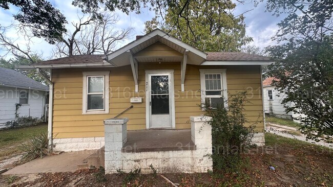 Foto del edificio - $850 - 2 bed 1 bath - Single Family Home