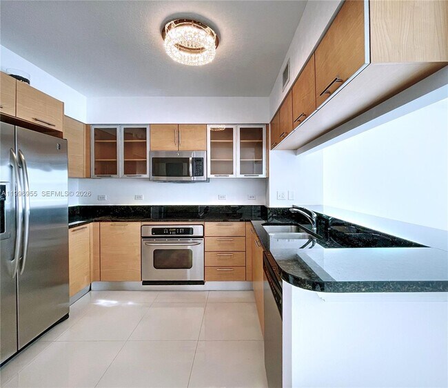 Building Photo - 31 SE 5th St