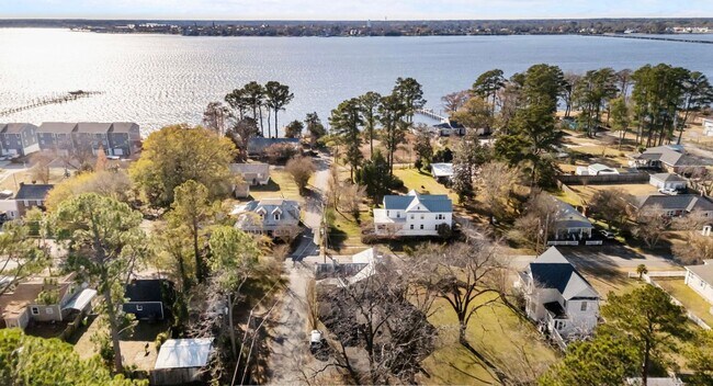 Foto del edificio - 802 N B St