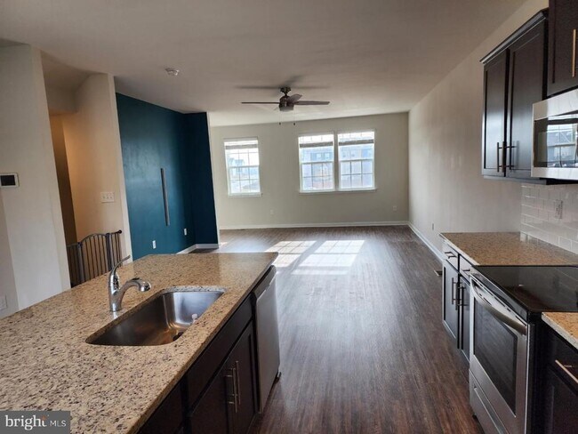 Building Photo - 205 Drexel Ct