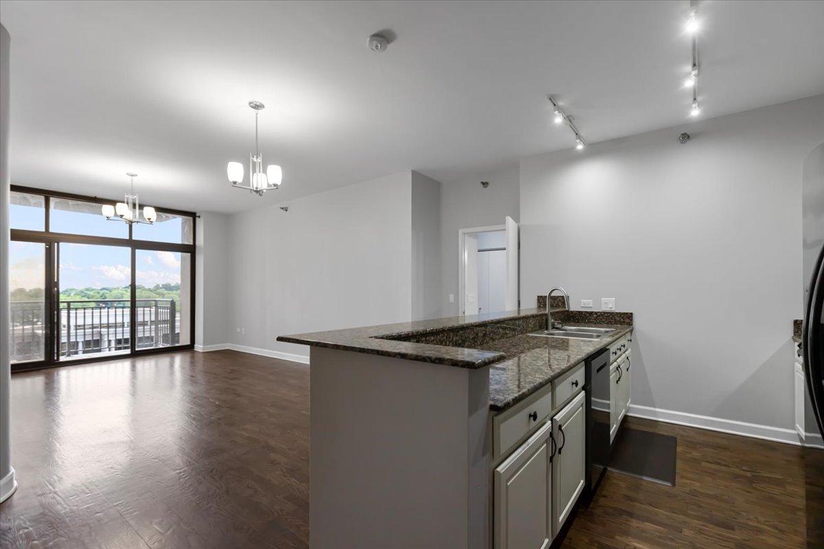 Foto principal - 2 bedroom in Chicago IL 60605