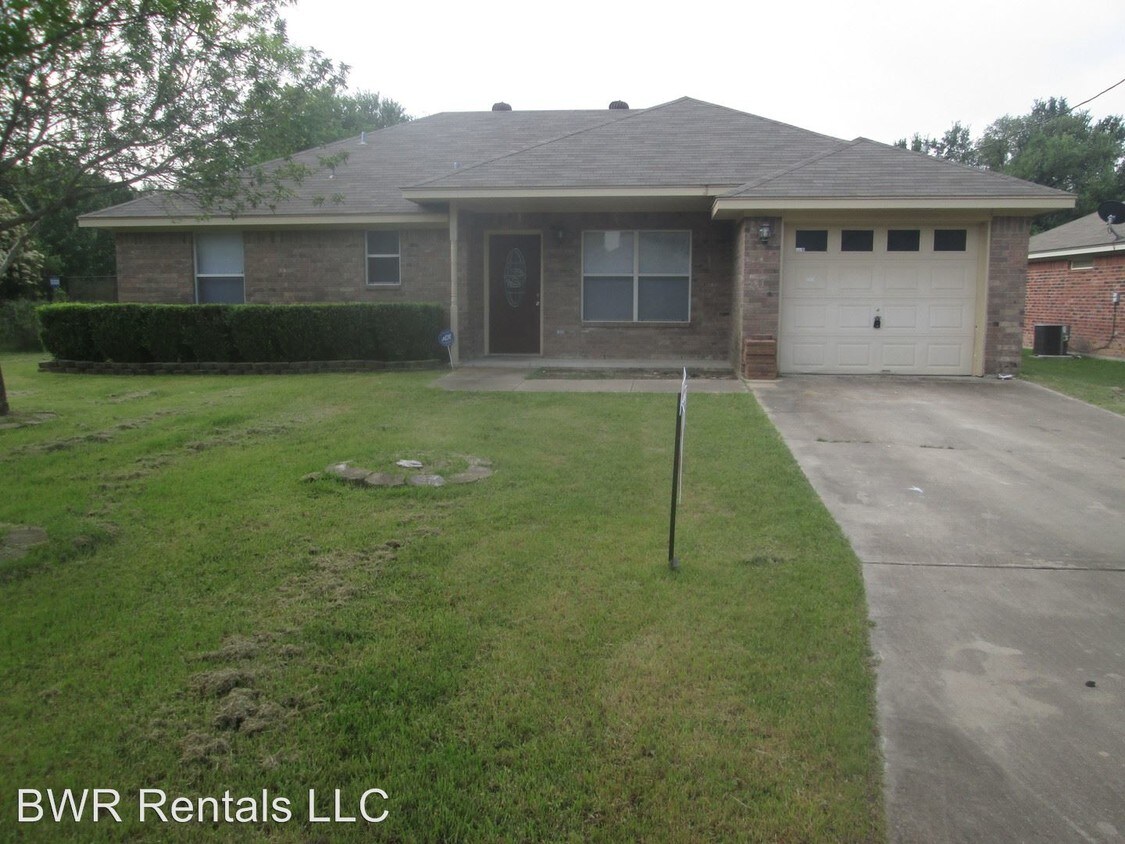 30 Dr, Belton, TX 76513 House Rental in Belton, TX