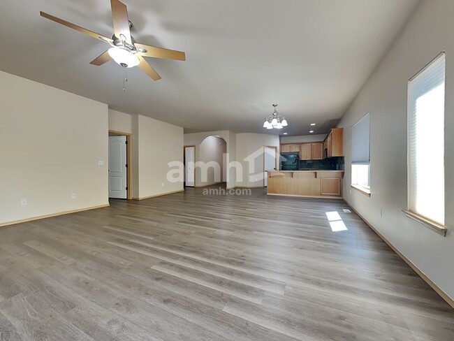 Building Photo - 2205 171st St E