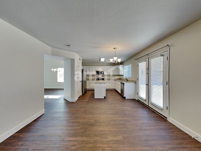 Foto del edificio - 5230 W Ian Dr