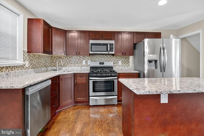 Foto del edificio - 3814 Erdman Ave