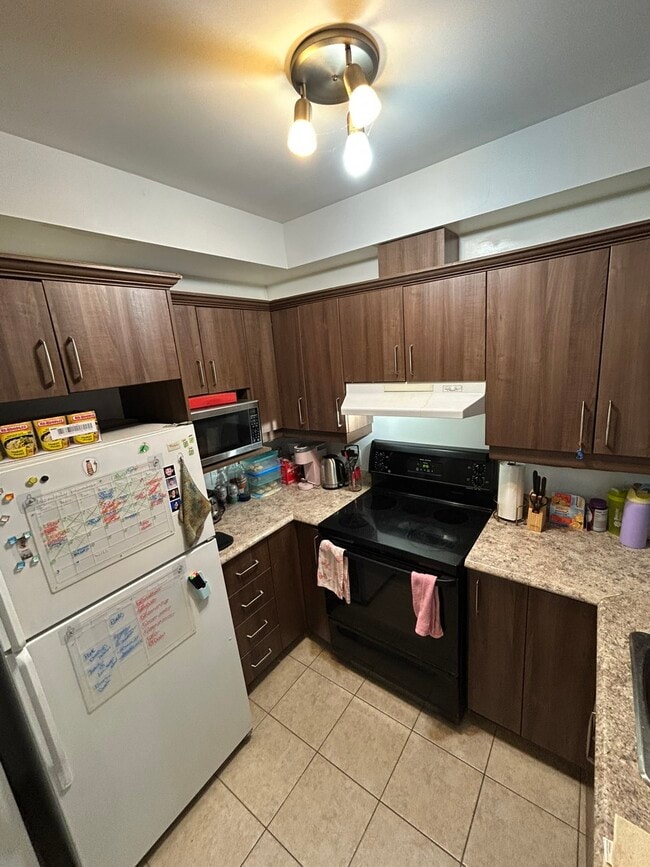 Photo du bâtiment - 98 Rue Lucien-Gendron