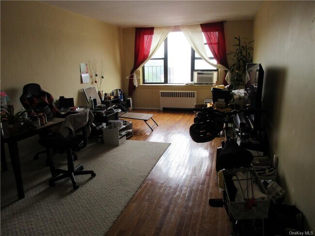 Building Photo - 95 Sedgwick Ave