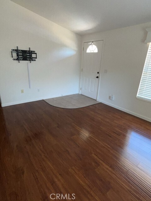 Foto del edificio - 5175 Tomahawk Way