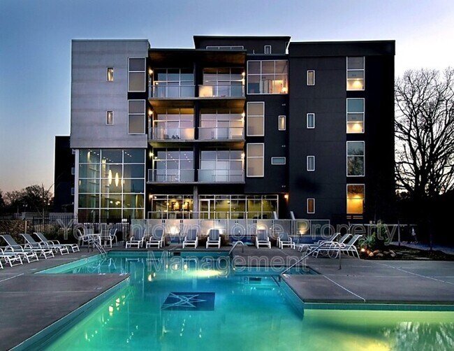 Foto del edificio - 130 Arizona Ave NE