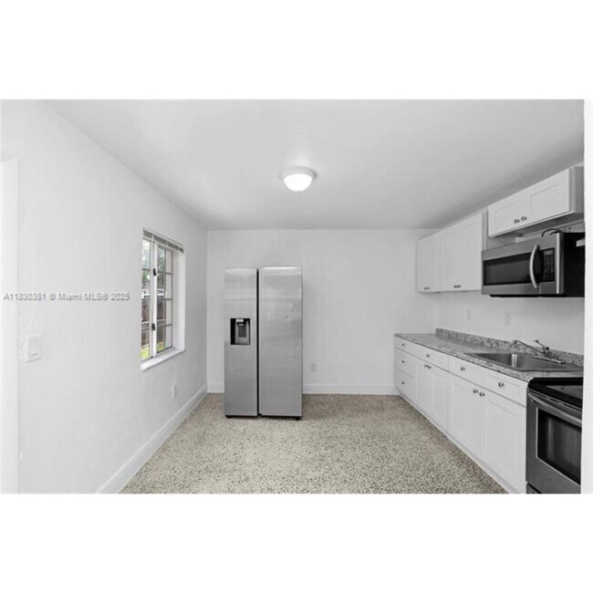 Foto del edificio - 3531 SW 91st Ave