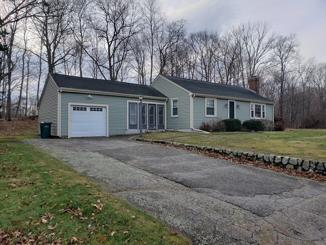 Building Photo - 45 Spruce Ln