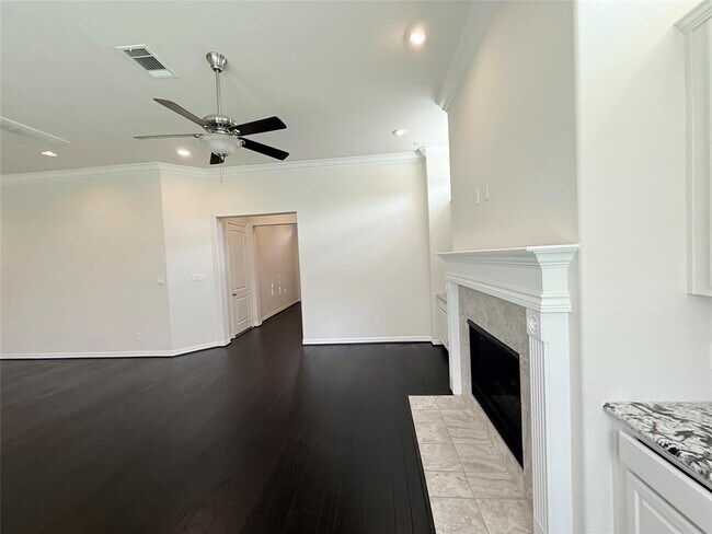 Foto del edificio - 13216 Green Hills Dr