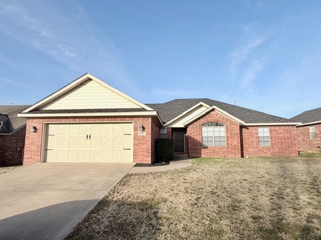 Building Photo - 2827 N Cassius Ln