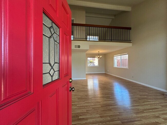 Foto del edificio - Beautiful Two-Story Home in Village Oaks, ...