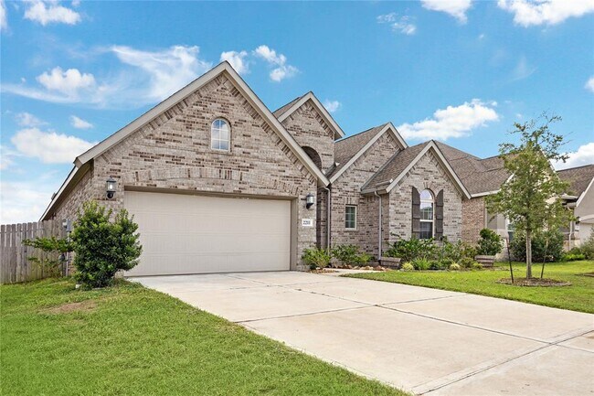 Foto del edificio - 2211 Keystone Ridge Ln