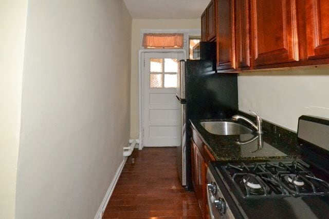 Building Photo - 547.5 W Surf St