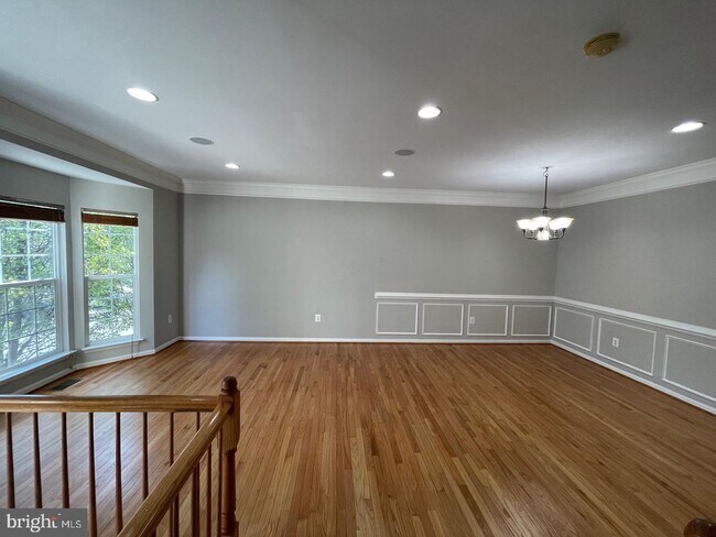 Building Photo - 14225 Hunters Run Way