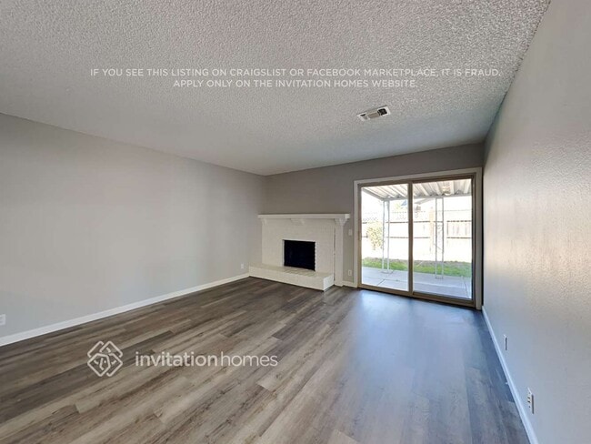 Foto del edificio - 1101 Woodridge Dr