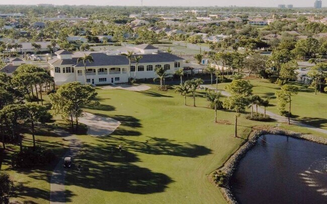 Foto del edificio - 9860 Costa Mesa Ln