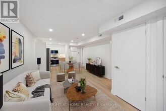 Building Photo - 112 Walmer Rd