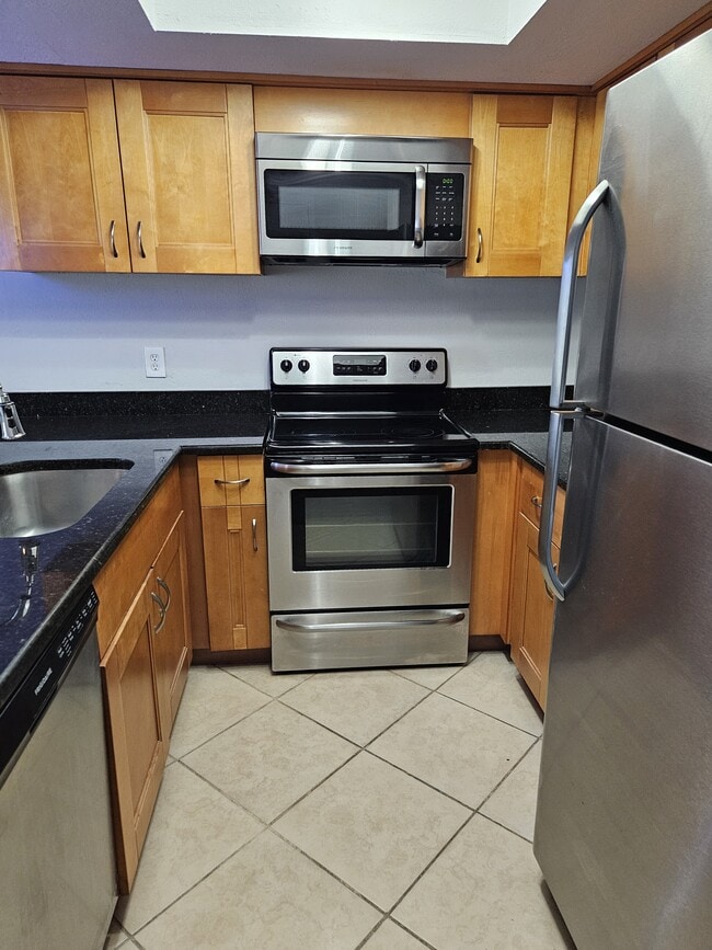 Building Photo - Westhaven Residence