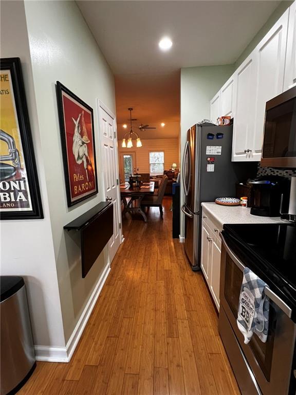 Foto del edificio - 324 Moss Creek Ln