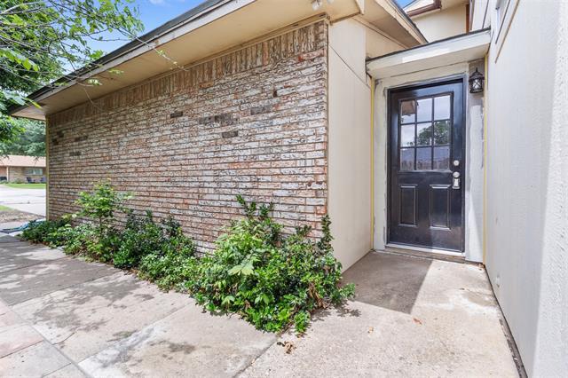 Foto del edificio - 2802 Spring Valley Dr