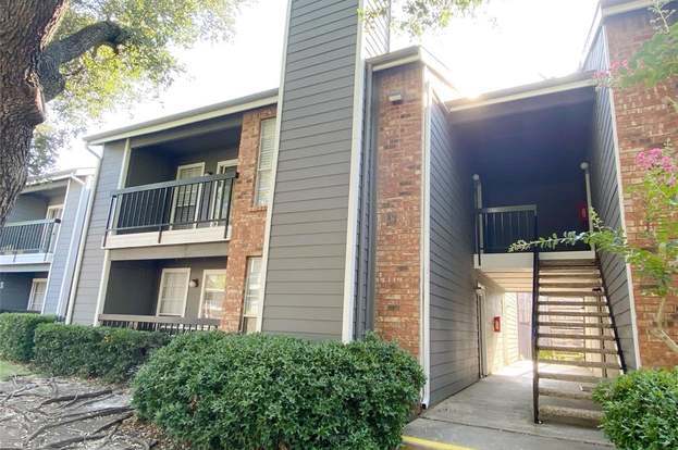 Foto del edificio - 18333 Roehampton Dr