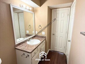 Building Photo - 403 Appomattox Dr