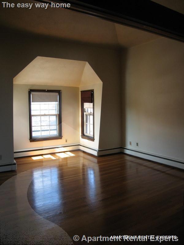 Building Photo - 15 Highland Ave