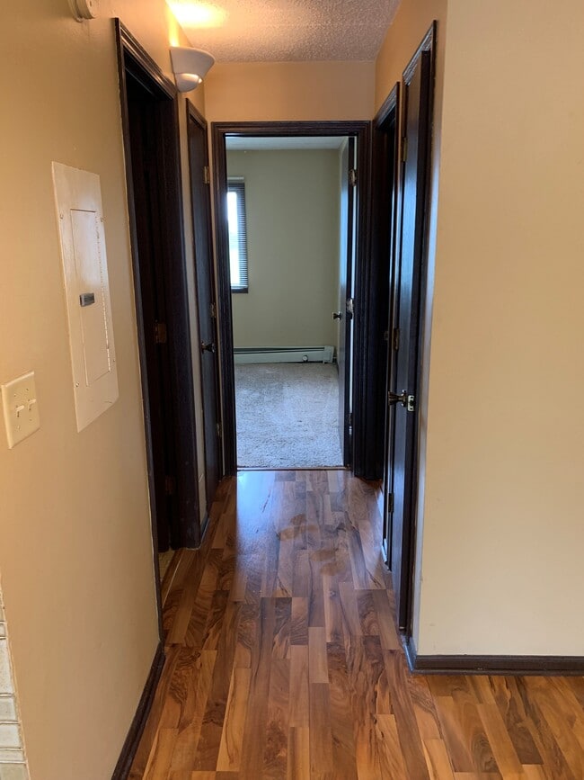 Building Photo - 1353 Crab Apple Ct