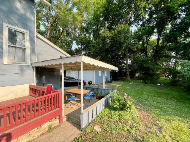 Building Photo - 1 bedroom in ELGIN IL 60120