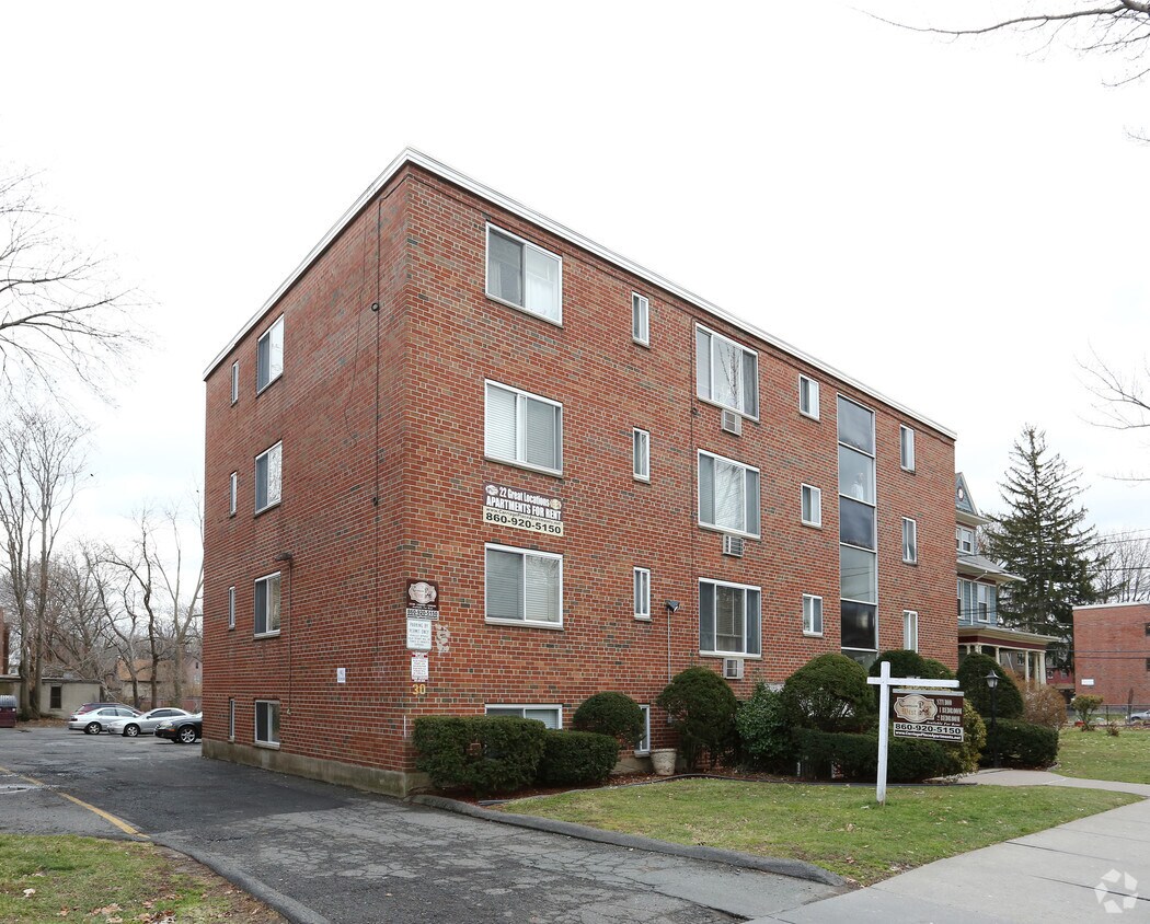 30 Evergreen Ave, Hartford, CT 06105 Townhomes for Rent Hartford, CT