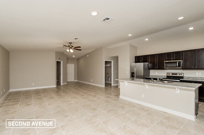 Foto del edificio - 286 Silverfrost St SE