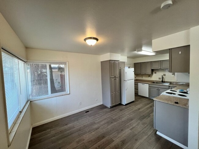 Building Photo -  Two Bedrooms Duplex near Pyramid and McCarran