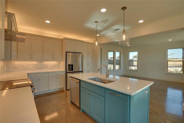 Foto del edificio - 300 Red Bird Ln