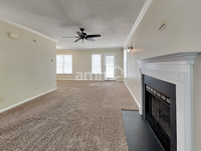 Foto del edificio - 5503 Pebble Garden Ct