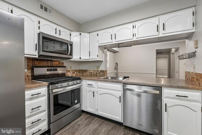 Foto del edificio - 5005 Albridge Way