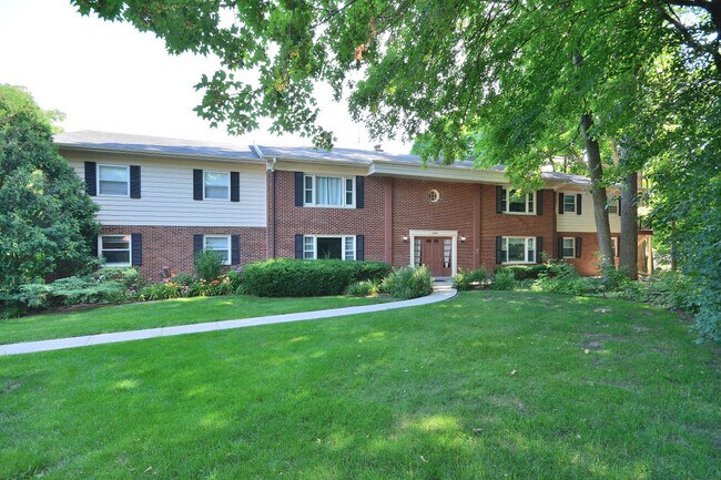 Building 13350 Unit 1 is lower left - 13350 W Bluemound Rd