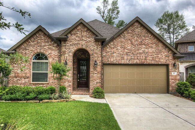 Building Photo - 123 Colton Ct