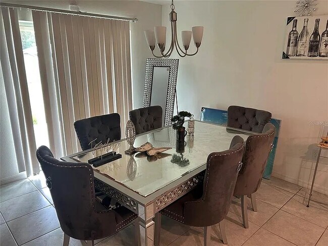 Foto del edificio - 4475 Casablanca Ave