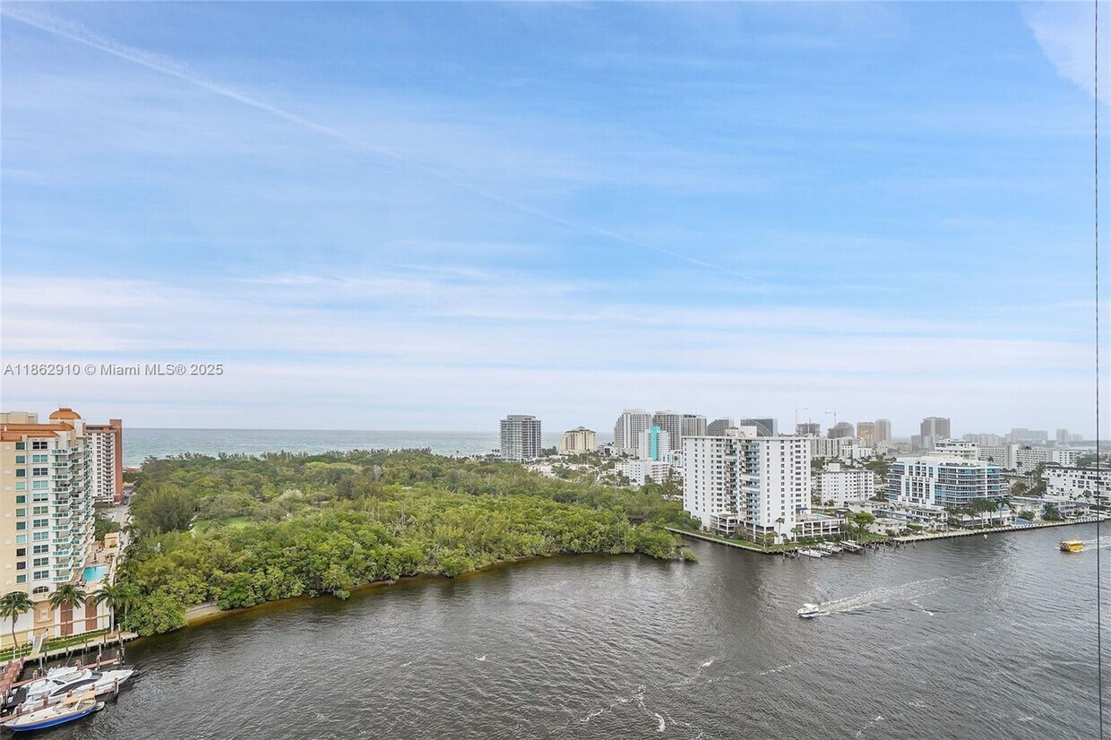 Primary Photo - 936 Intracoastal Dr