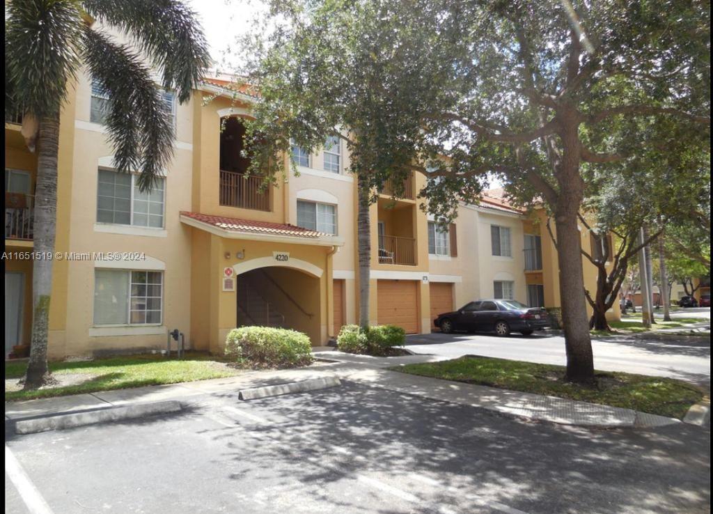Primary Photo - 4220 San Marino Blvd