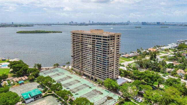 Foto del edificio - 11113 Biscayne Blvd