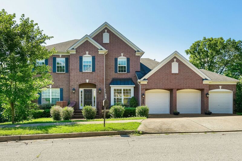 Primary Photo - 1214 Broadmoor Cir