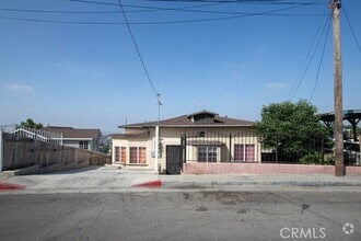Building Photo - 1059 Buelah Cir
